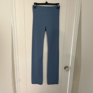 Athleta Elation Straight Leg Pant SMALL/TALL
